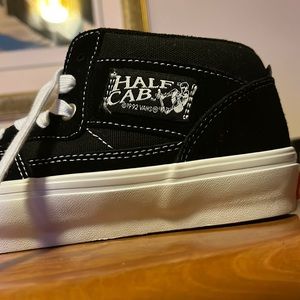 Vans “Skate Half Cab” sneakers (Black/White) Men’s Size 5.5